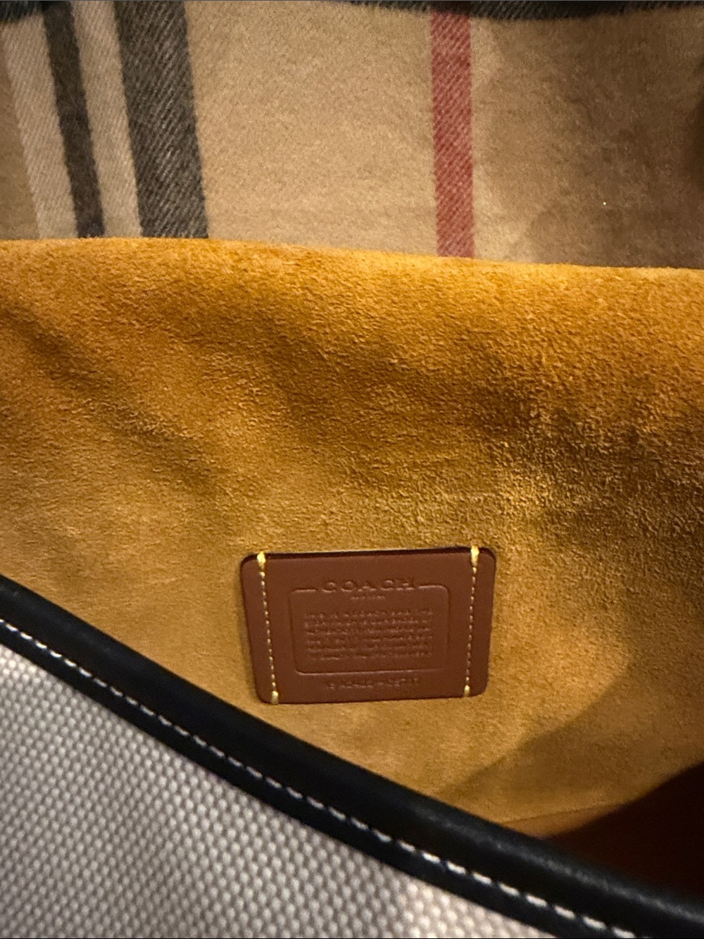 Coach Soft Tabby Cream Canvas Shoulder Bag with Black Trim and Gold 'C' - Picture 6 of 7